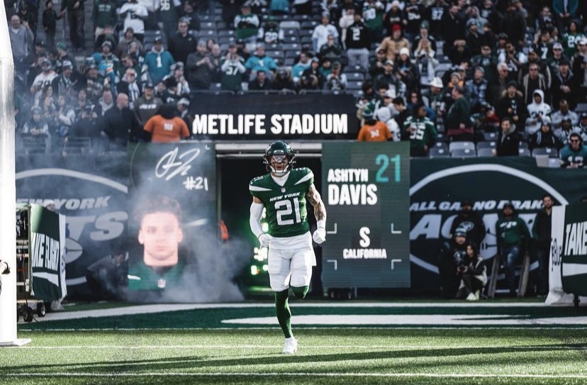 Jets Re-Sign Safety Ashtyn Davis